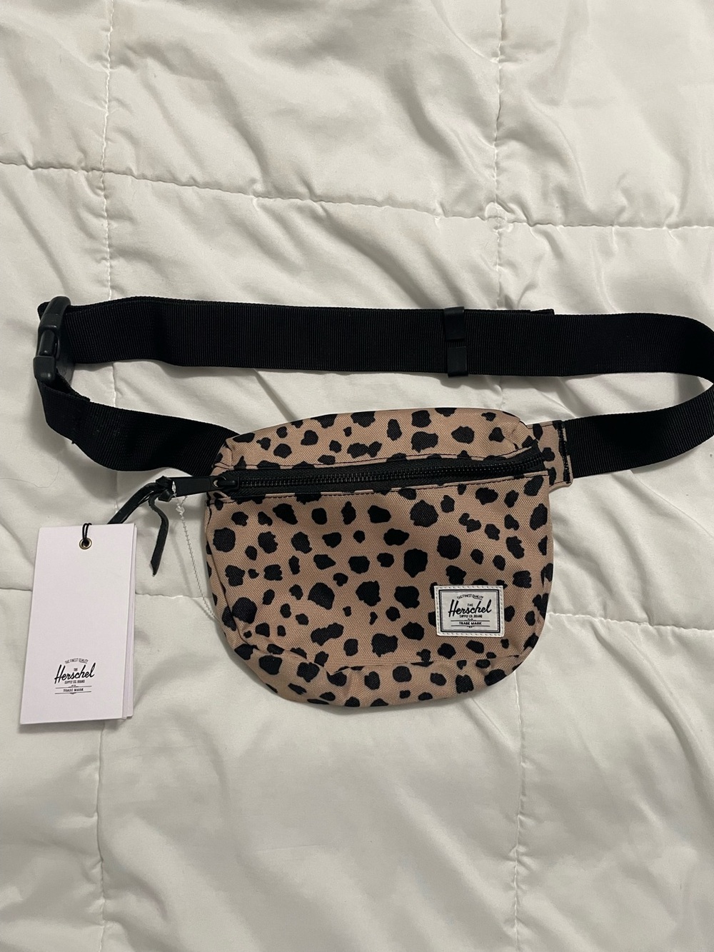 Herschel Leopard Print Fanny Pack - Beige & Black